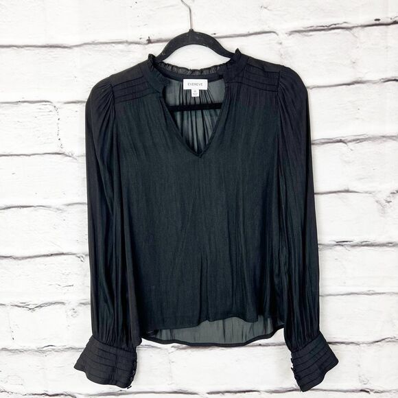Evereve Women's XS Black Blouse with Pleated Cuffs Casual Spring - Picture 1 of 7